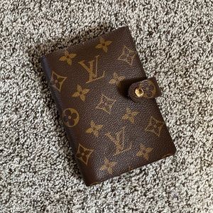 Louis Vuitton Small Ring Agenda